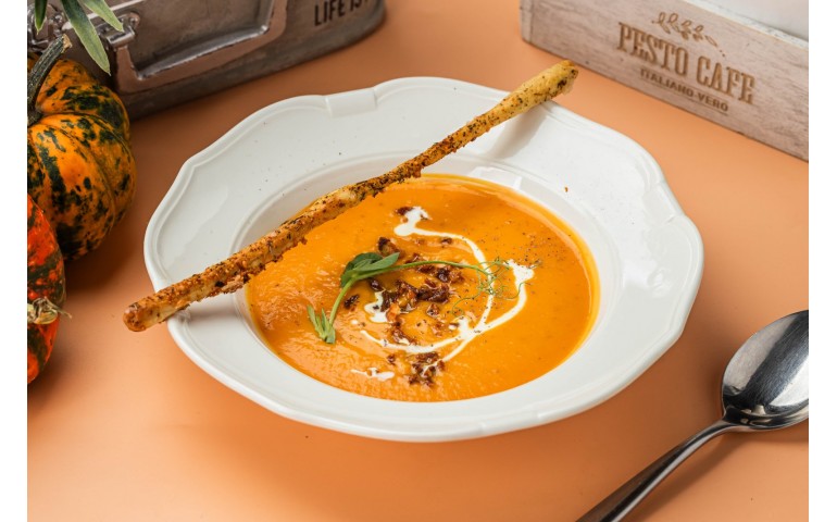 Крем-суп з гарбуза  – Pesto Cafe