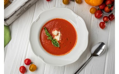 Гаспачо с моцареллой
