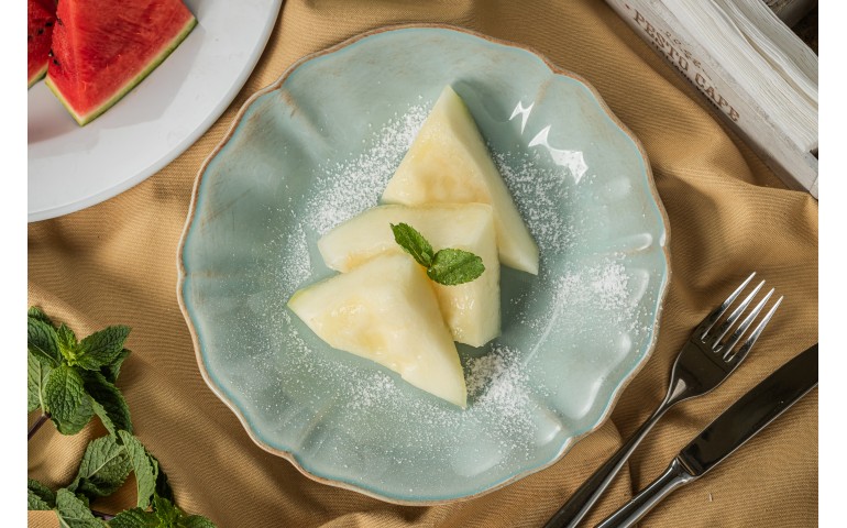 Диня шматочки  – Pesto Cafe