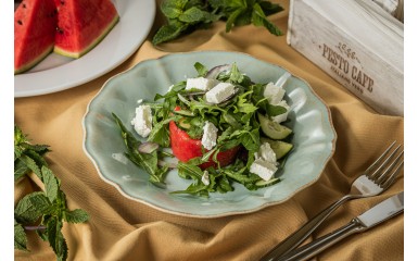 Appetizer with kavun and feta