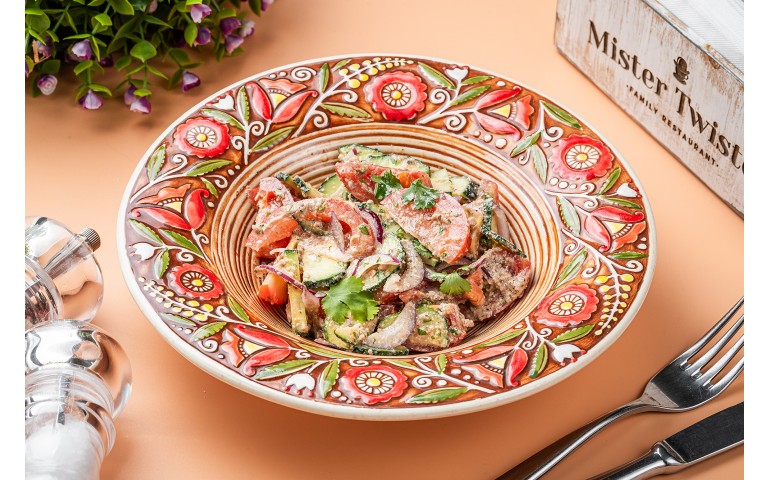 Грузинский салат с ореховым соусом – Mister Twister